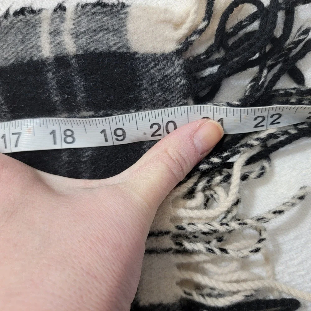 Glentana Scotland Black White Plaid 100%‎ Lambswool Fringed Winter Scarf Unisex